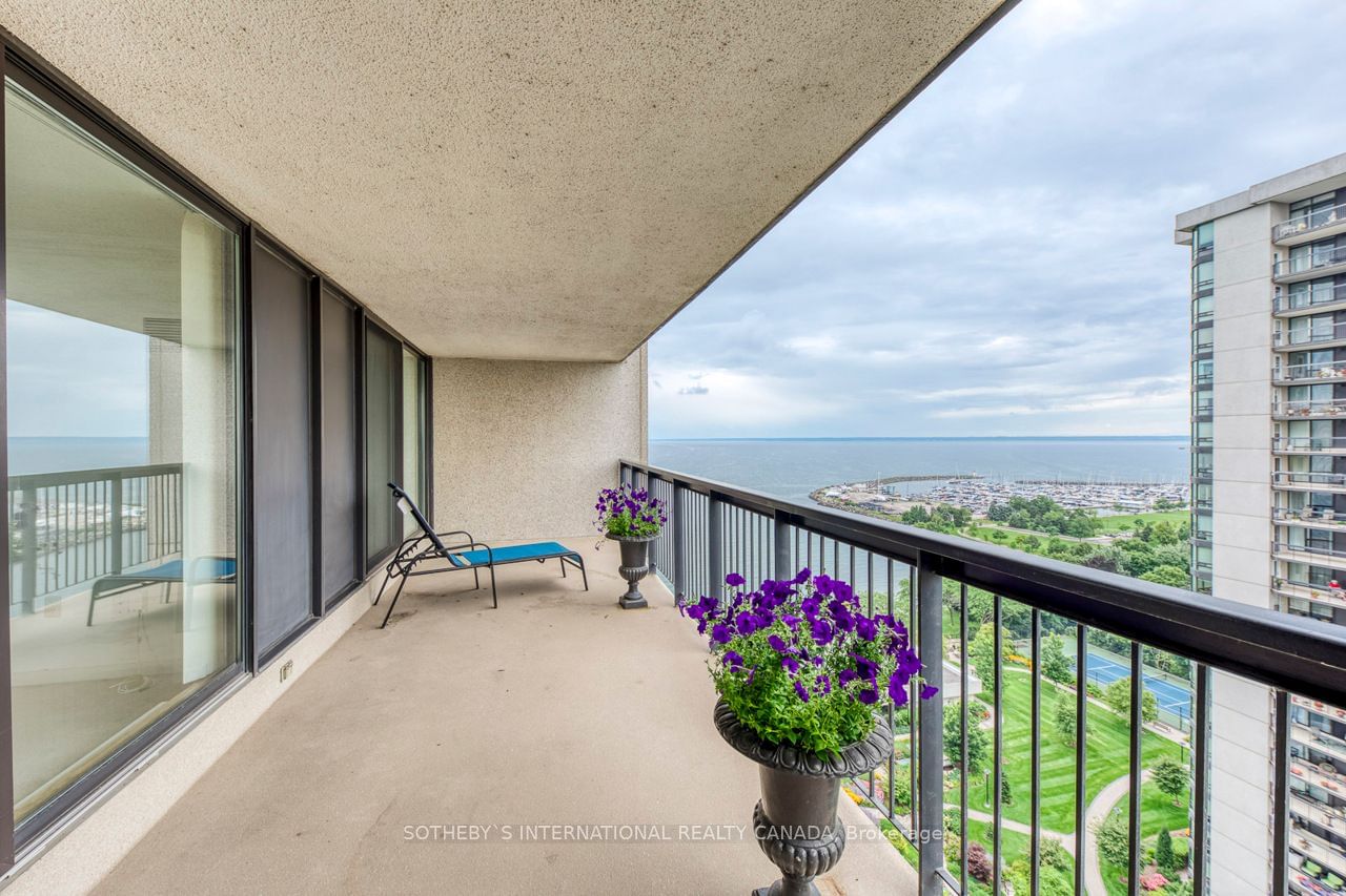 2170 Marine Dr, unit 1702 for sale - image #8