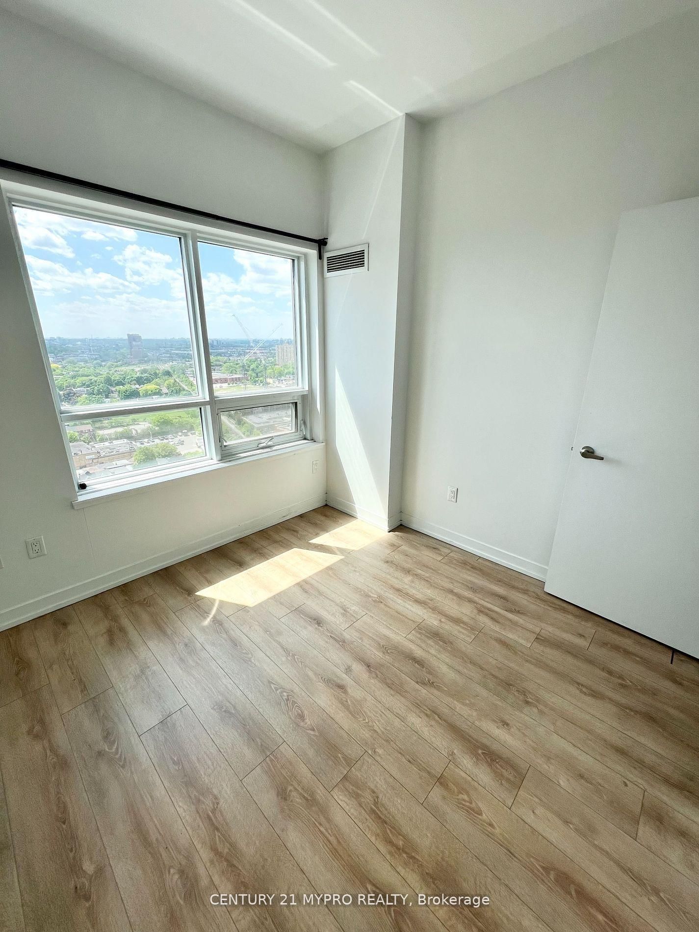 1420 Dupont St, unit 2304 for sale - image #14