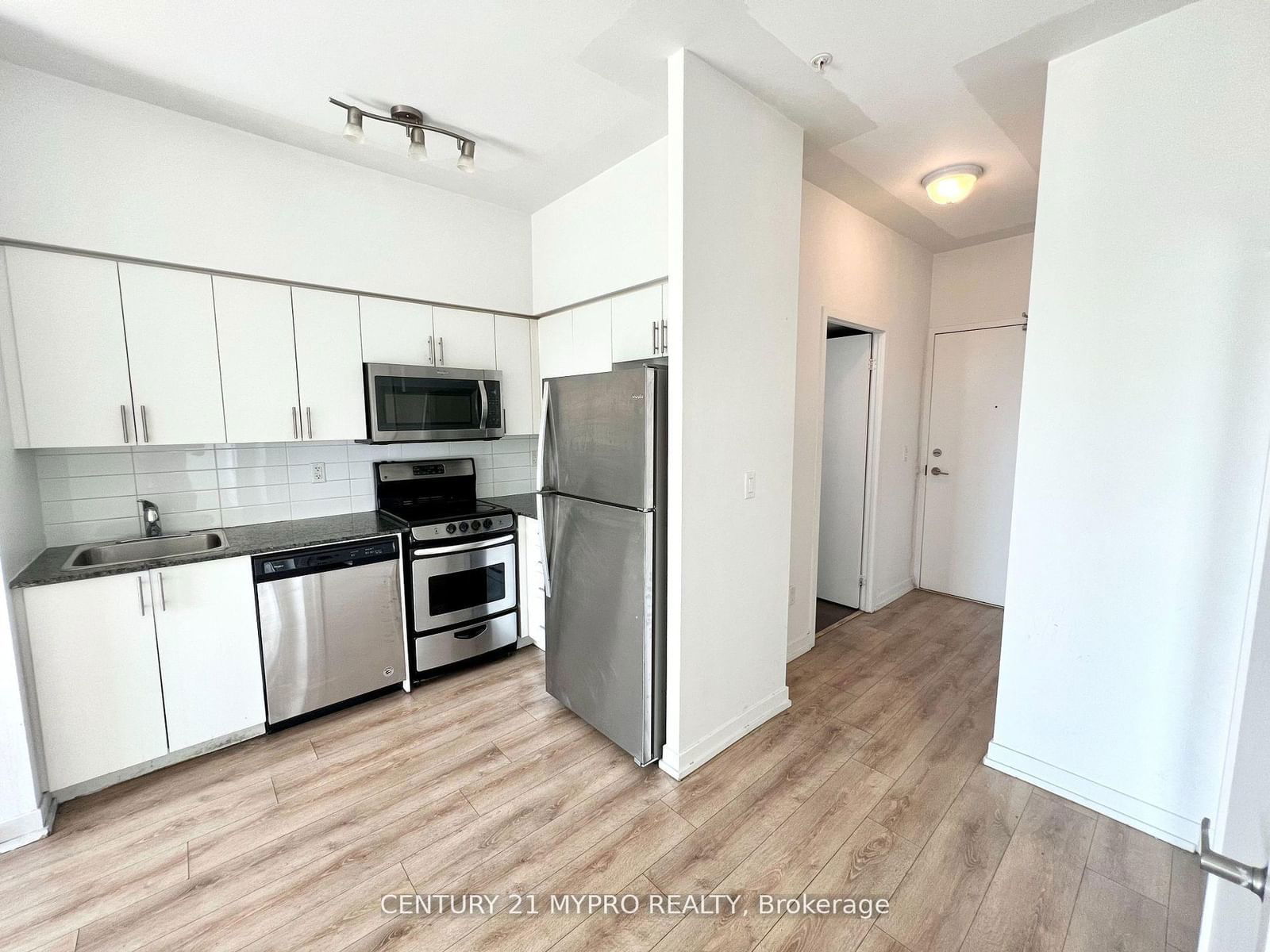 1420 Dupont St, unit 2304 for sale - image #8