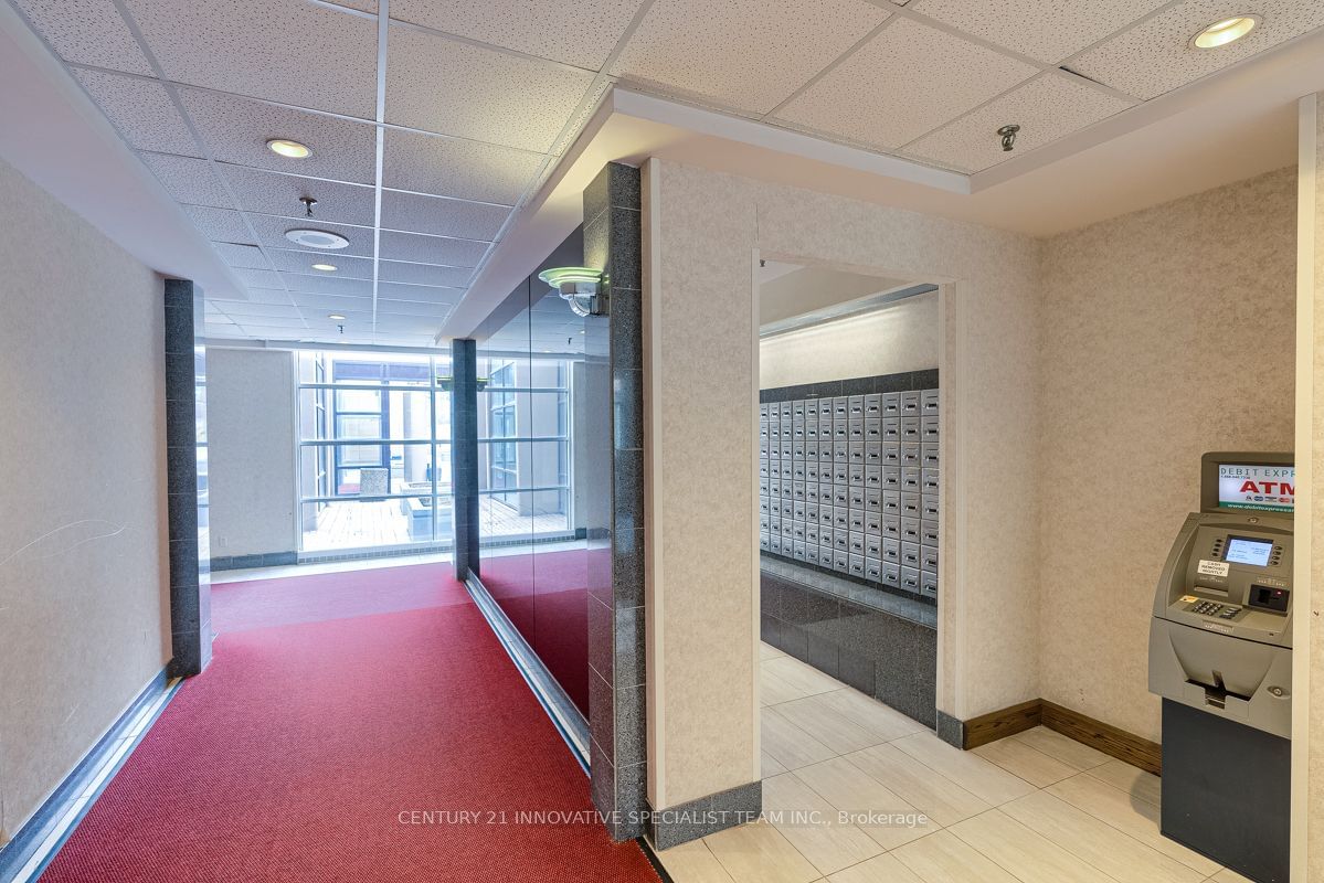 265 Enfield Pl, unit 901 for rent - image #8