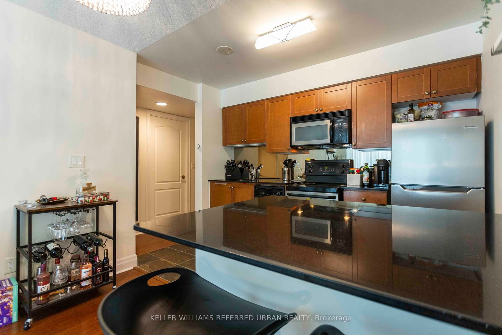 2121 Lake Shore Blvd W, unit 213 for sale - image #11