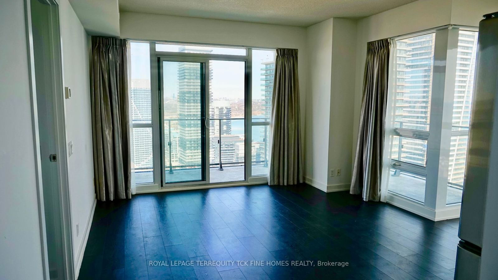 2200 Lake Shore Blvd W, unit 4209 for sale