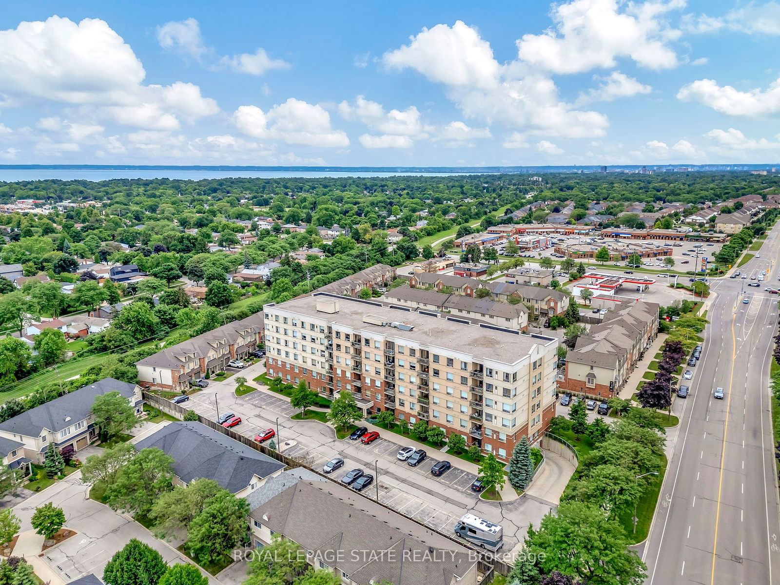 5070 Fairview St, unit 105 for sale