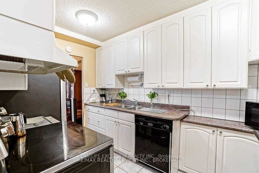 2929 Aquitaine Ave, unit 615 for sale - image #10