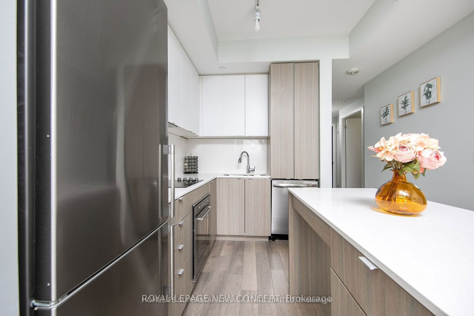 5220 DUNDAS St, unit D308 for sale - image #7