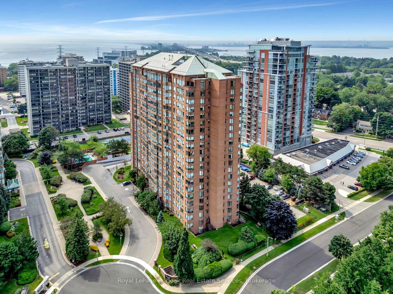 1270 MAPLE CROSSING Blvd, unit 306 for sale - image #1