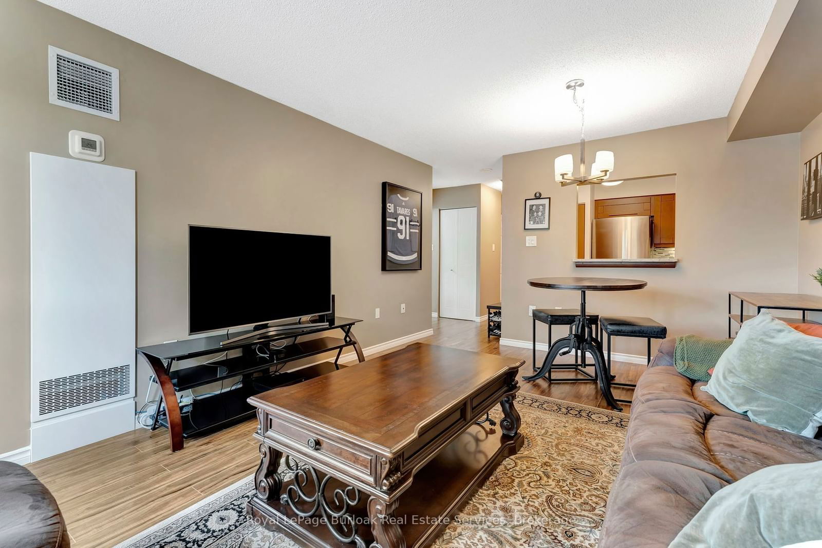 1270 MAPLE CROSSING Blvd, unit 306 for sale