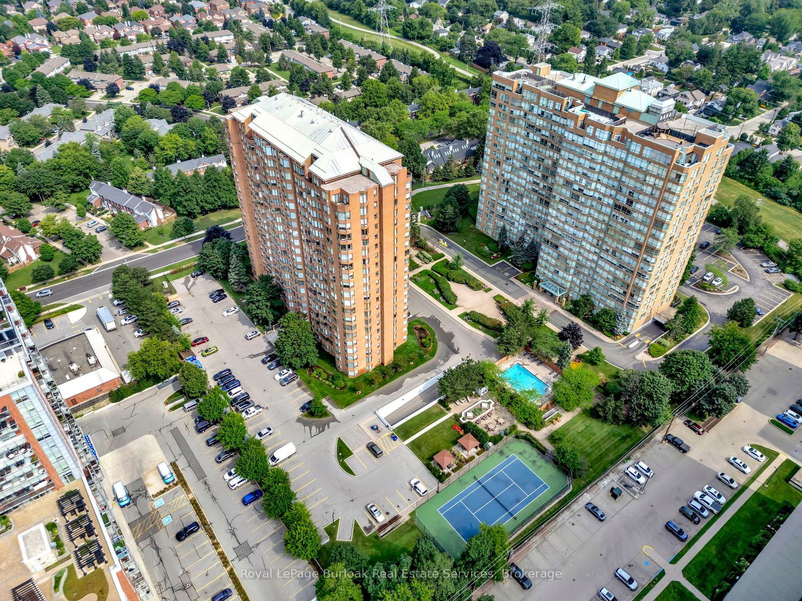 1270 MAPLE CROSSING Blvd, unit 306 for sale