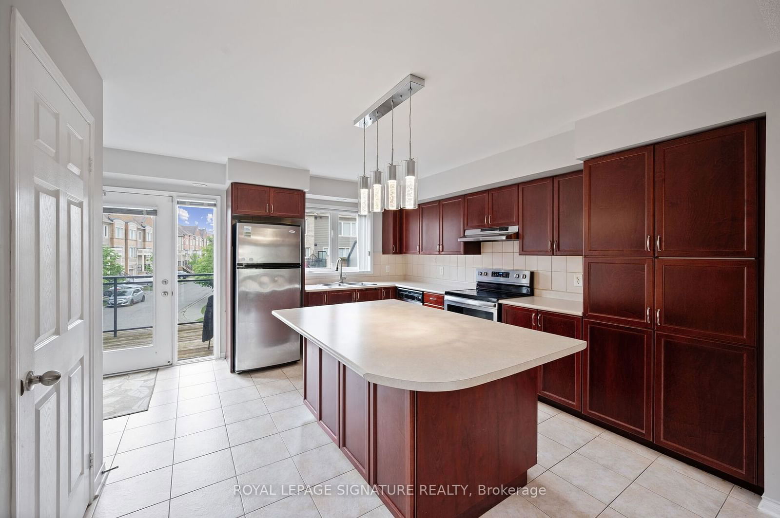 3025 Destination Dr, unit 9 for sale - image #16