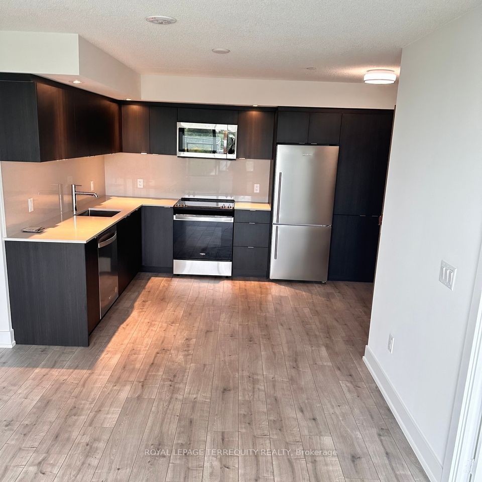 10 Eva Rd, unit 205 for rent - image #5