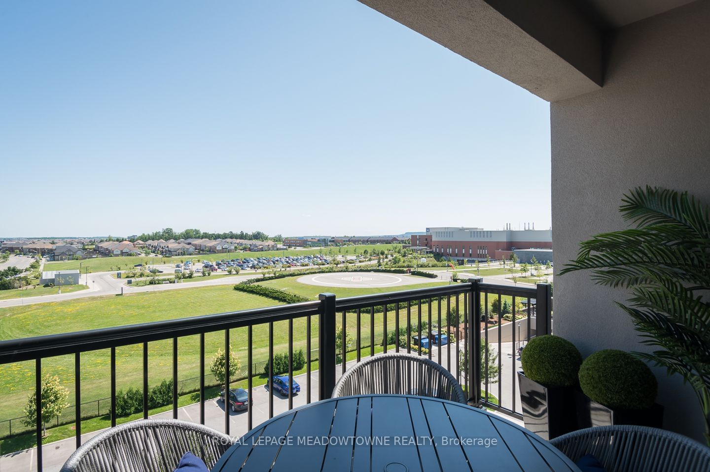 610 Farmstead Dr, unit 626 for sale - image #29