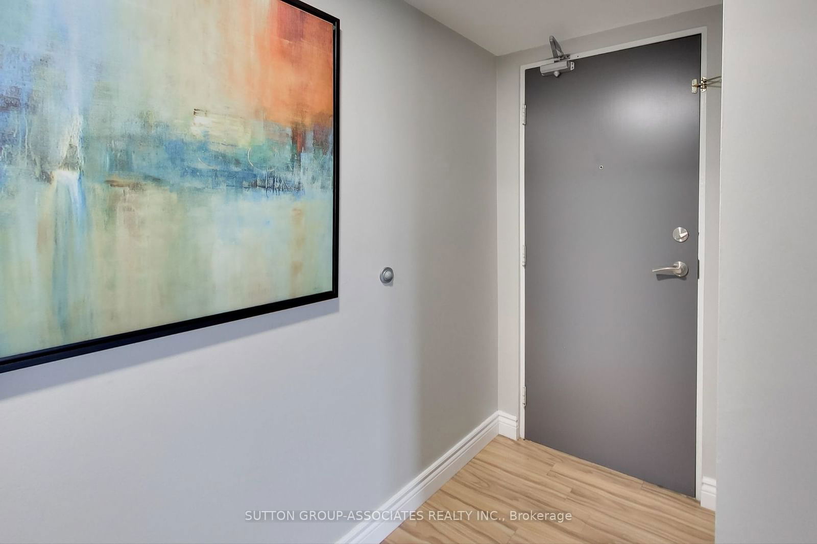 1881 Jane St, unit 605 for sale - image #5