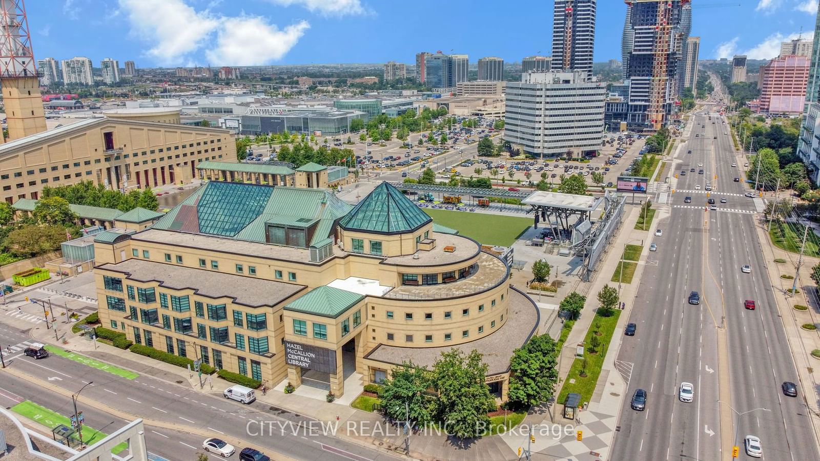 320 City Centre Dr, unit 109 for sale - image #30