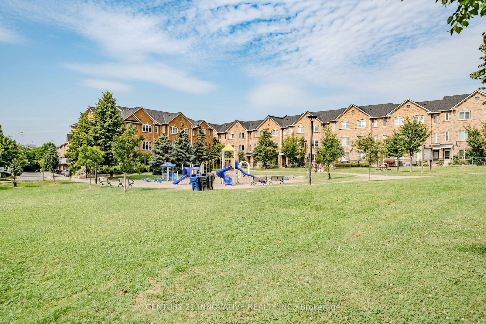 Townhomes of St. Clair I, West End, Toronto