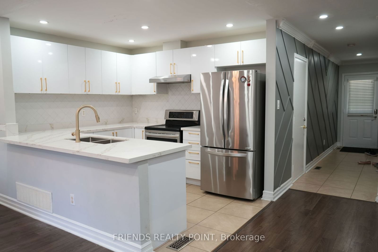 1335 Guelph Line, unit 3 for sale - image #3