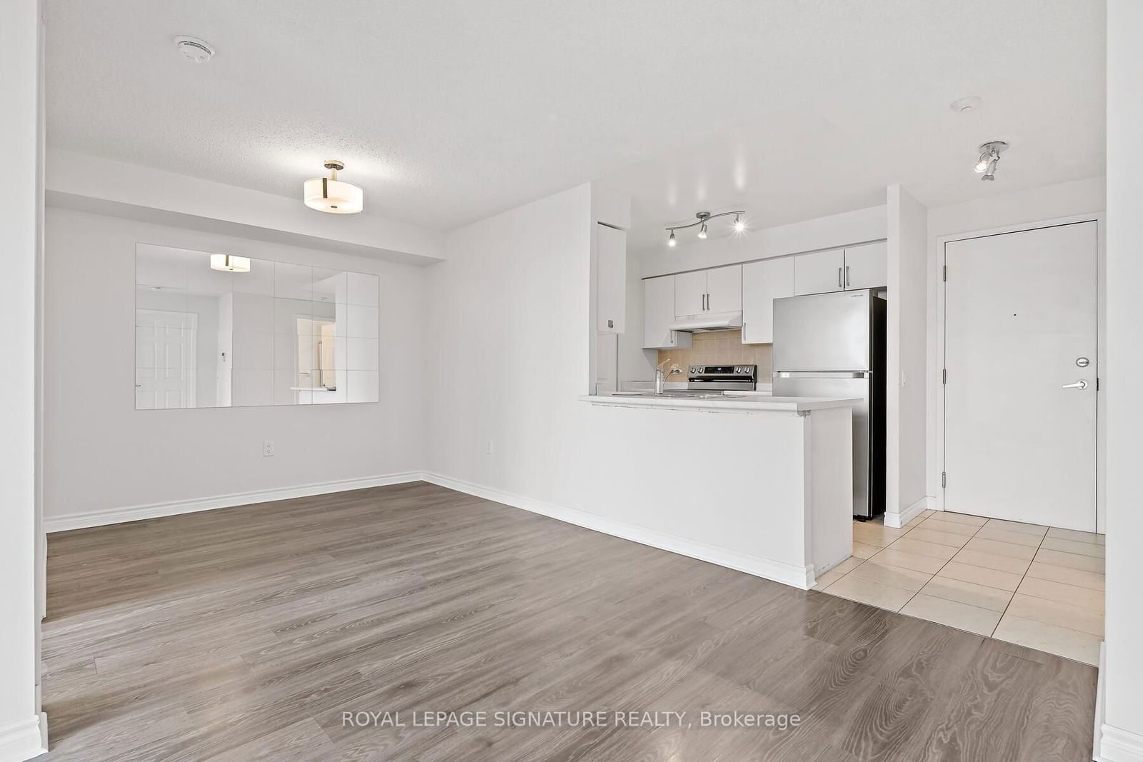 55 Strathaven Dr, unit 1802 for sale - image #10