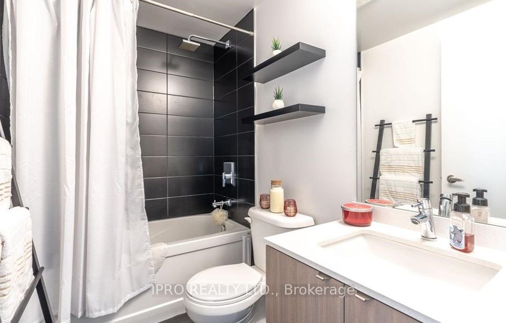 5260 Dundas St, unit C406 for sale - image #21