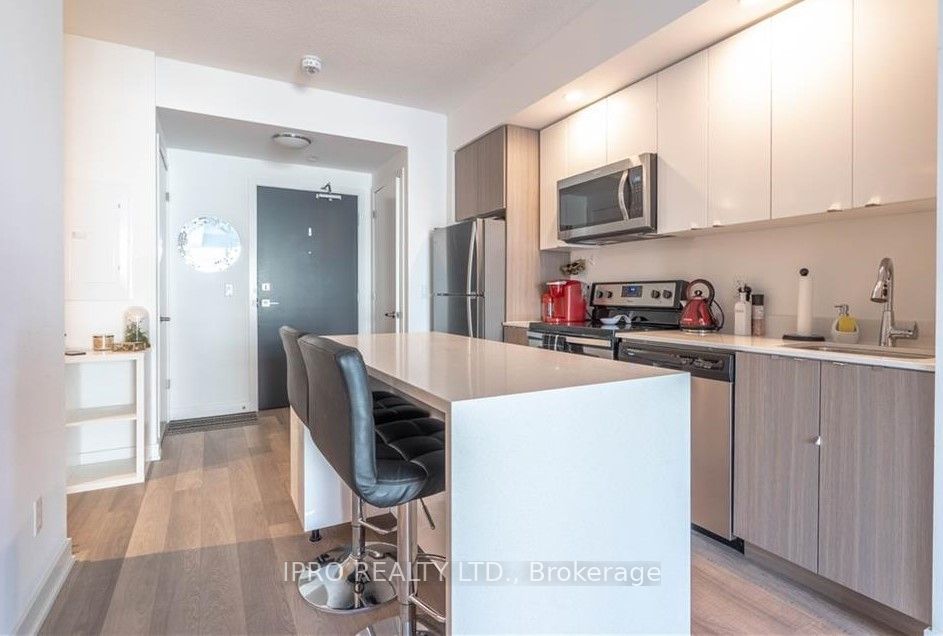 5260 Dundas St, unit C406 for sale - image #8