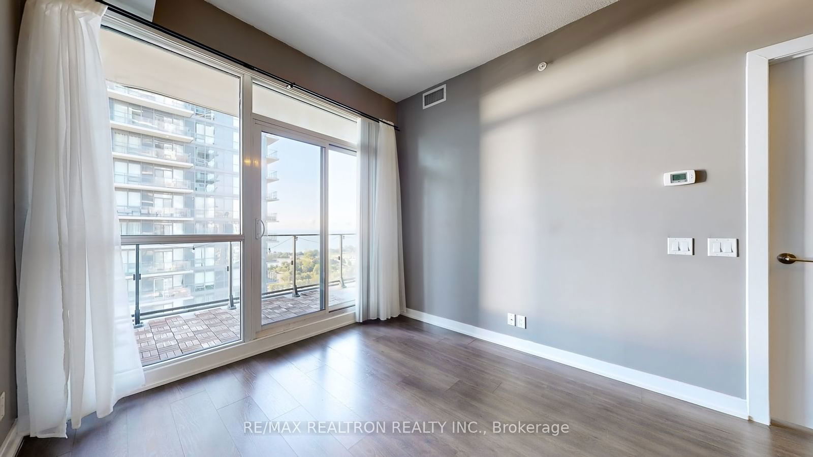 2220 Lake Shore Blvd W, unit 2608 for sale - image #7