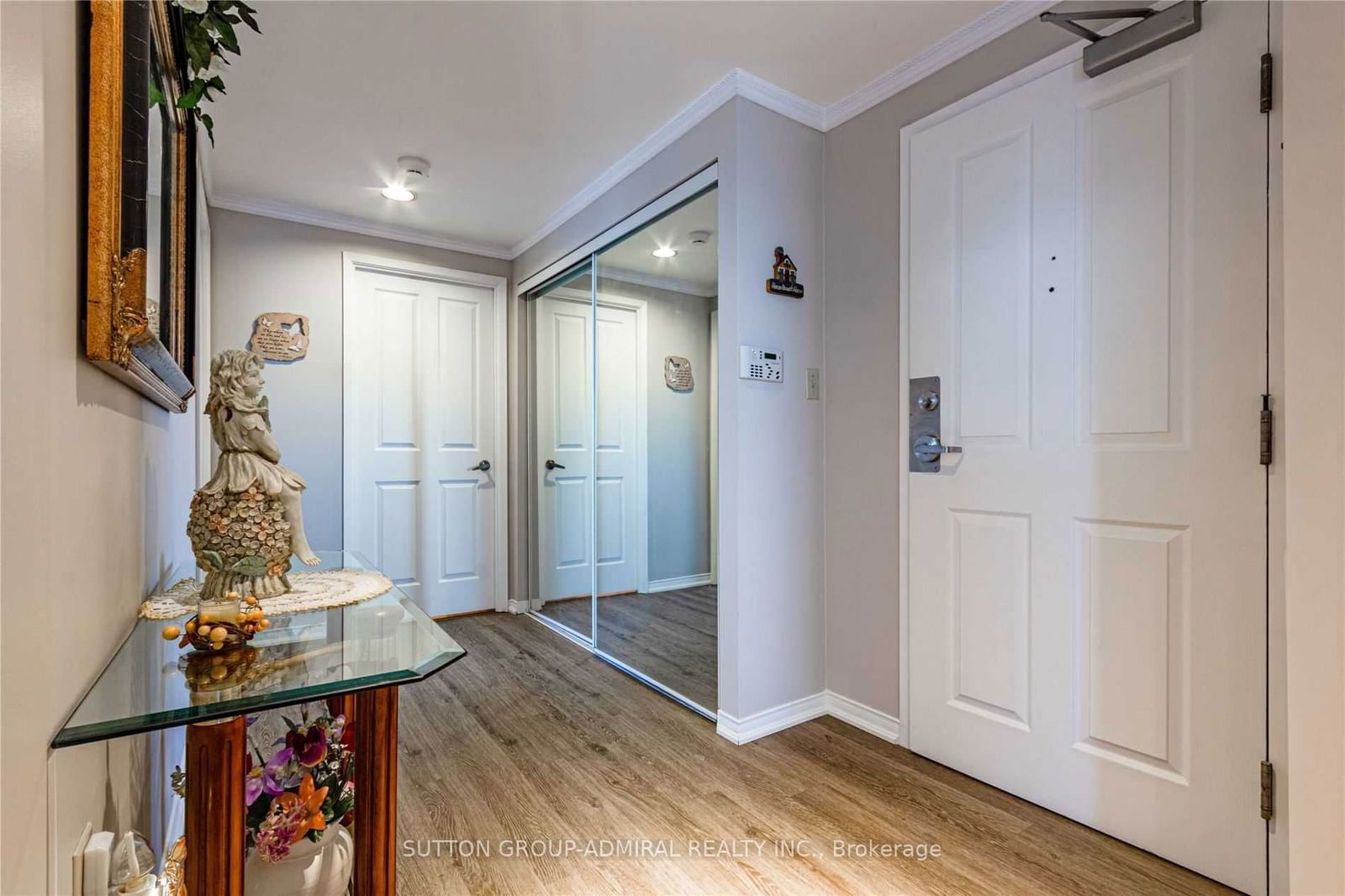 2199 Sixth Line, unit 413 for sale - image #2