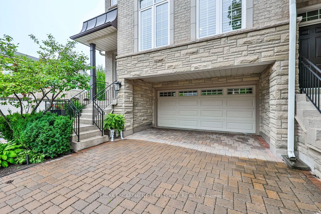 Forest Ridge Townhomes, Oakville, Toronto