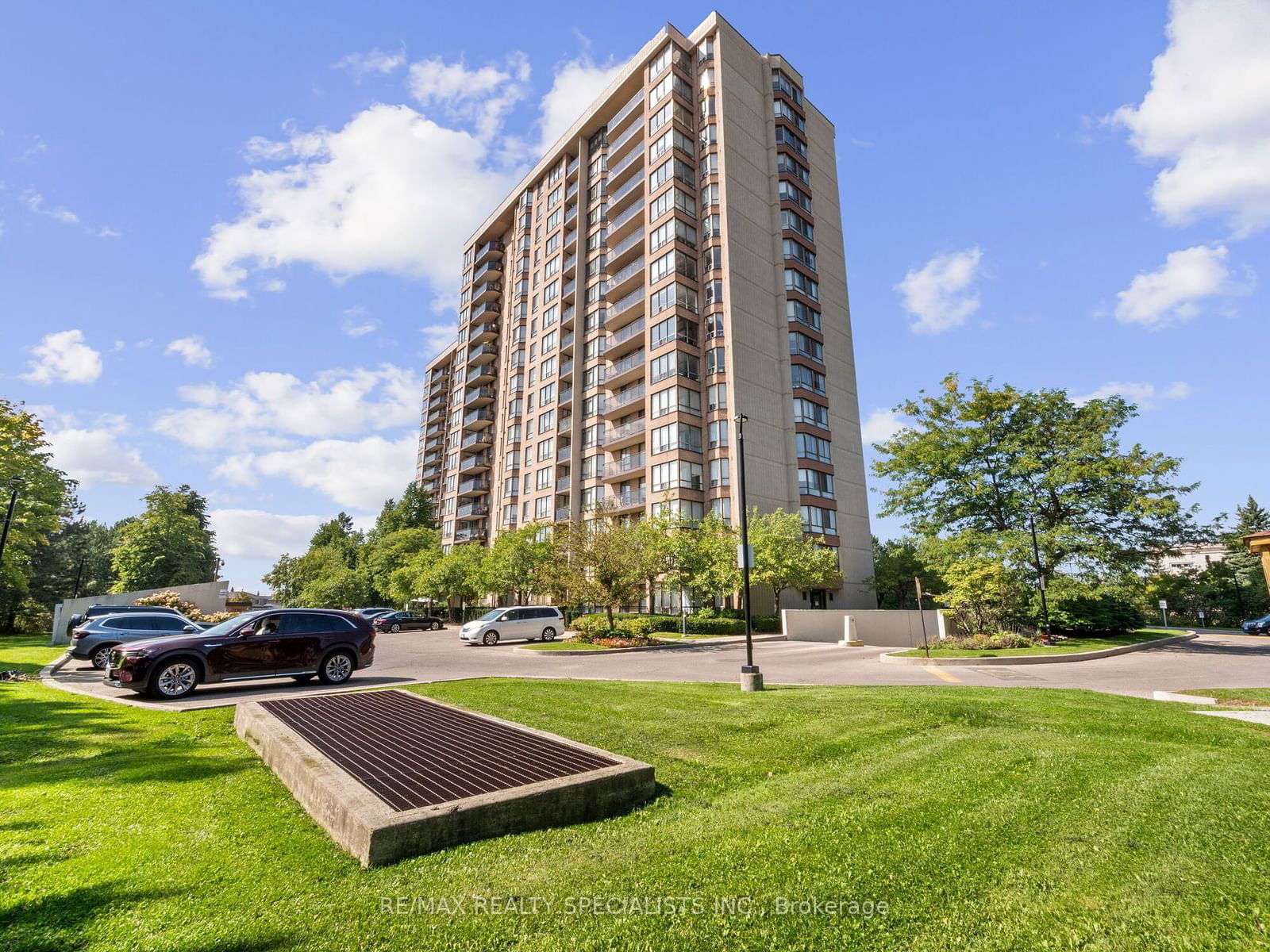 20 Cherrytree Dr, unit 1408 for sale