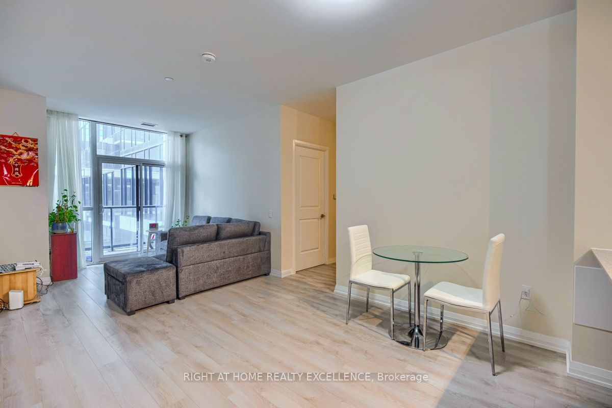 65 Watergarden Dr, unit 201 for sale - image #9