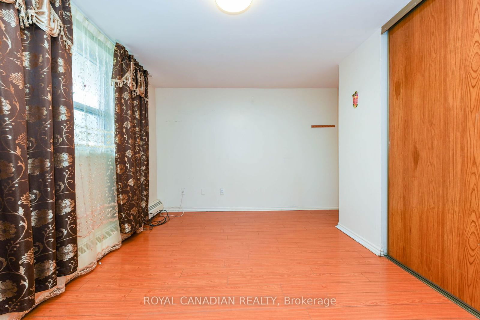 3577 Derry Rd E, unit 311 for sale - image #26