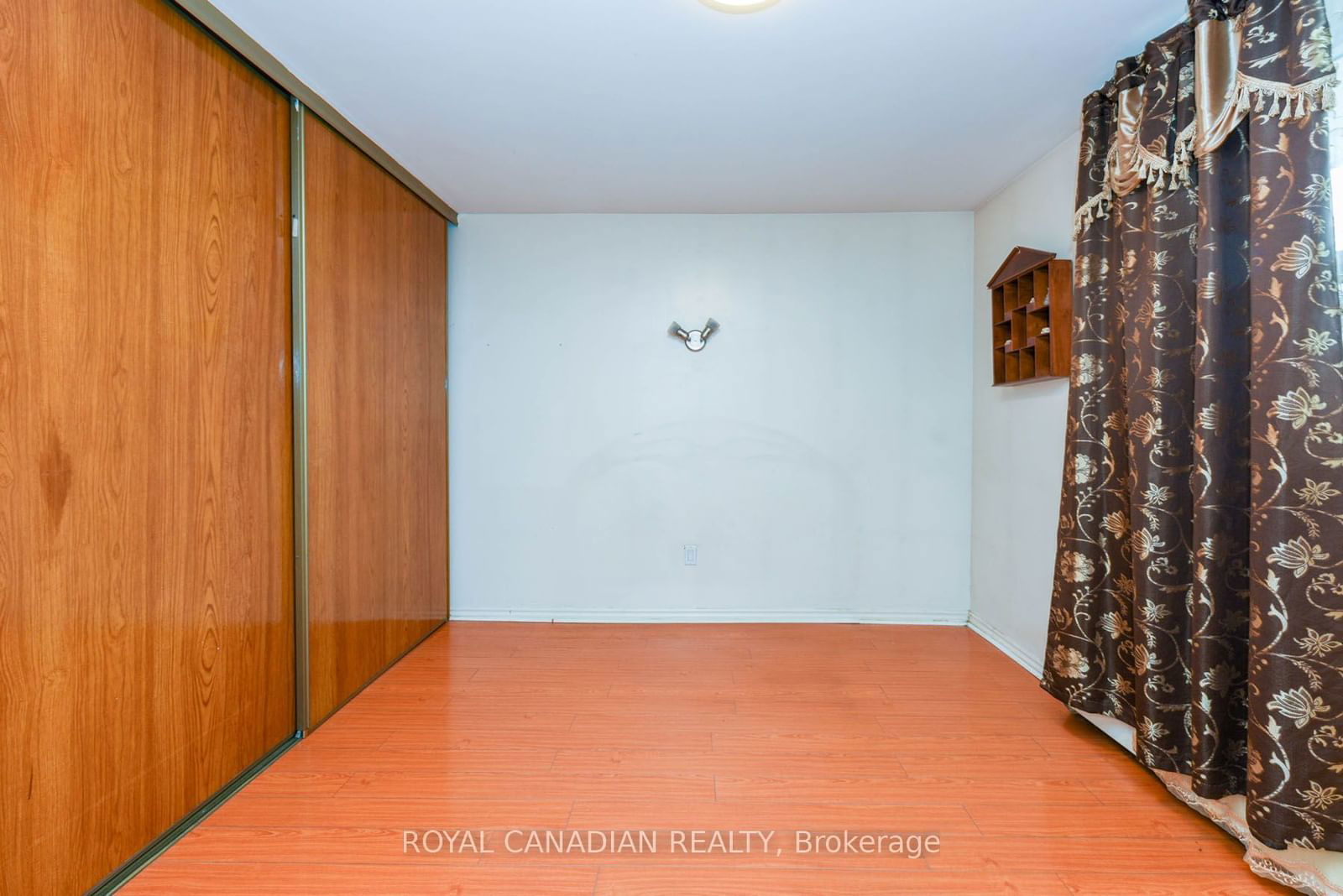 3577 Derry Rd E, unit 311 for sale - image #27