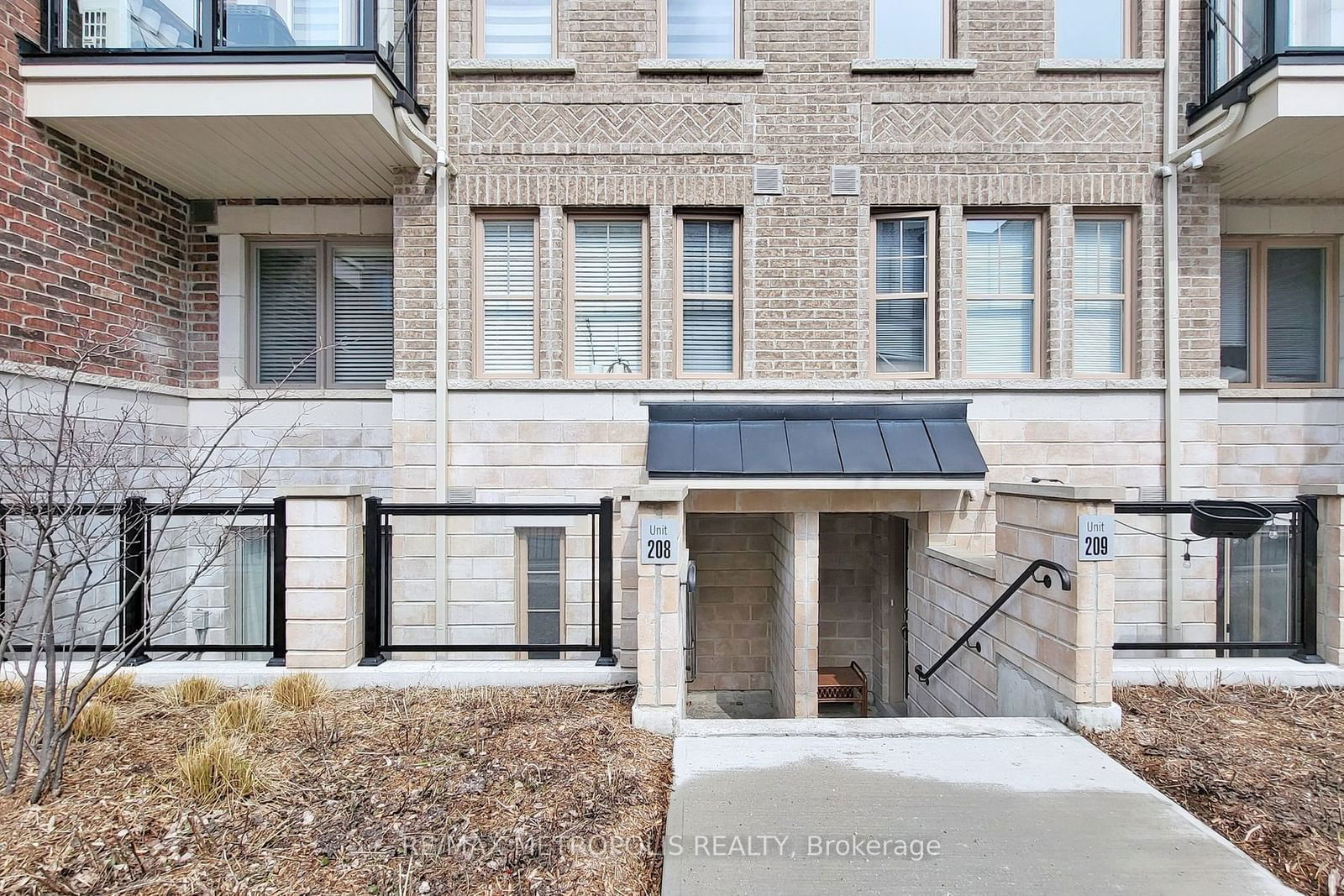 2355 Sheppard Ave W, unit 208 for rent - image #31