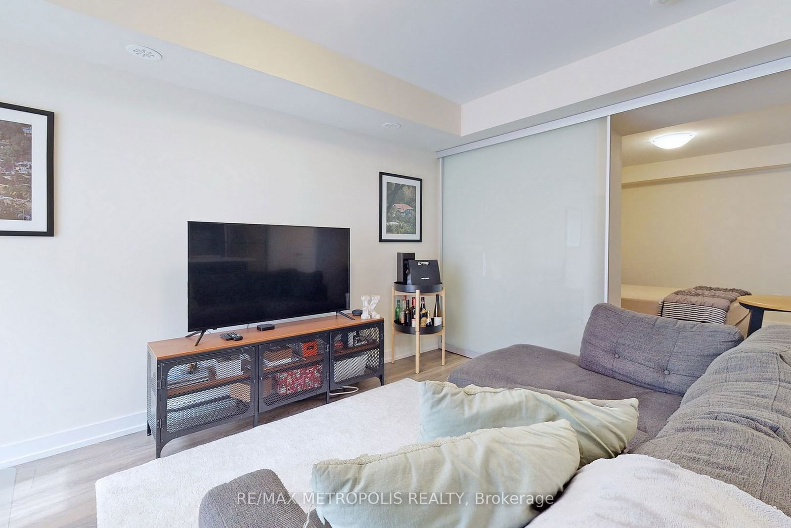 2355 Sheppard Ave W, unit 208 for rent - image #4