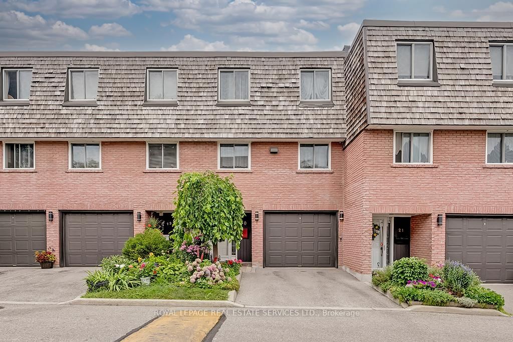 2145 Sherobee Townhomes, Mississauga, Toronto