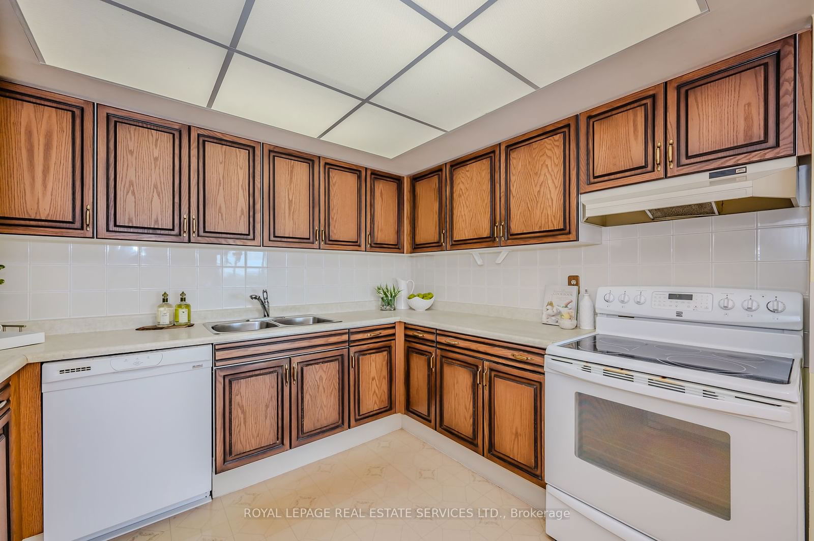 2180 Marine Dr, unit 1705 for sale - image #8