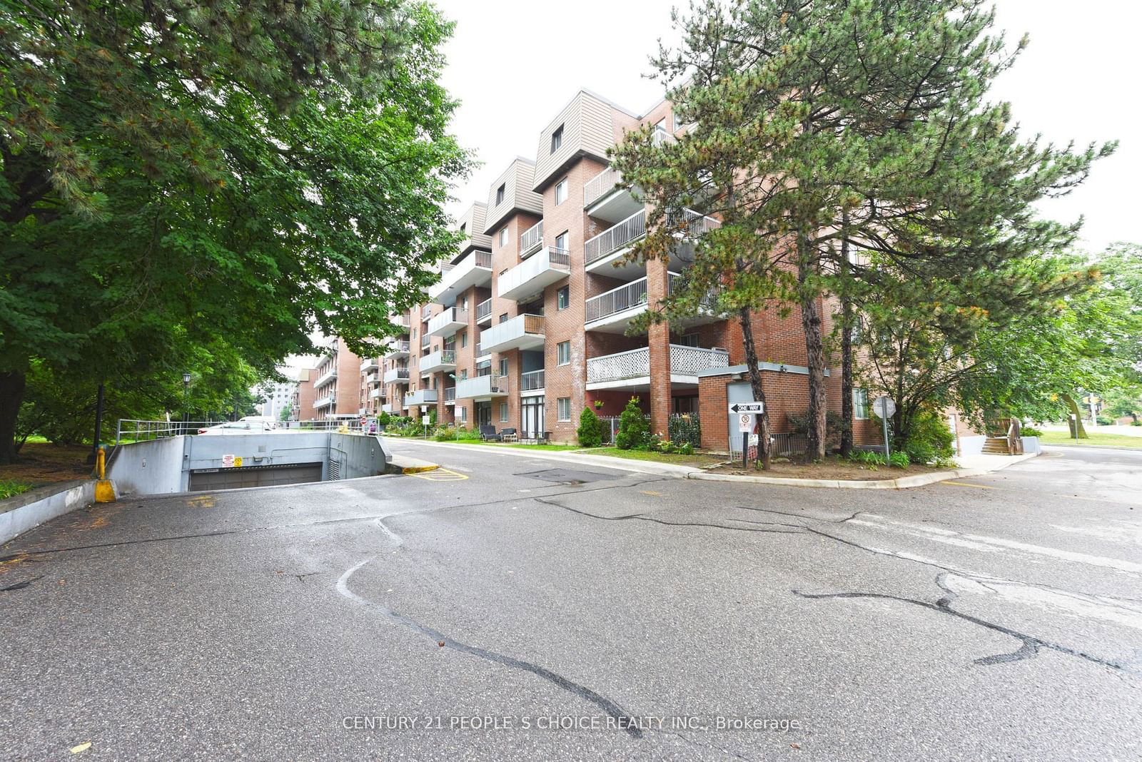 3025 The Credit Woodlands, unit 409 for sale - image #10