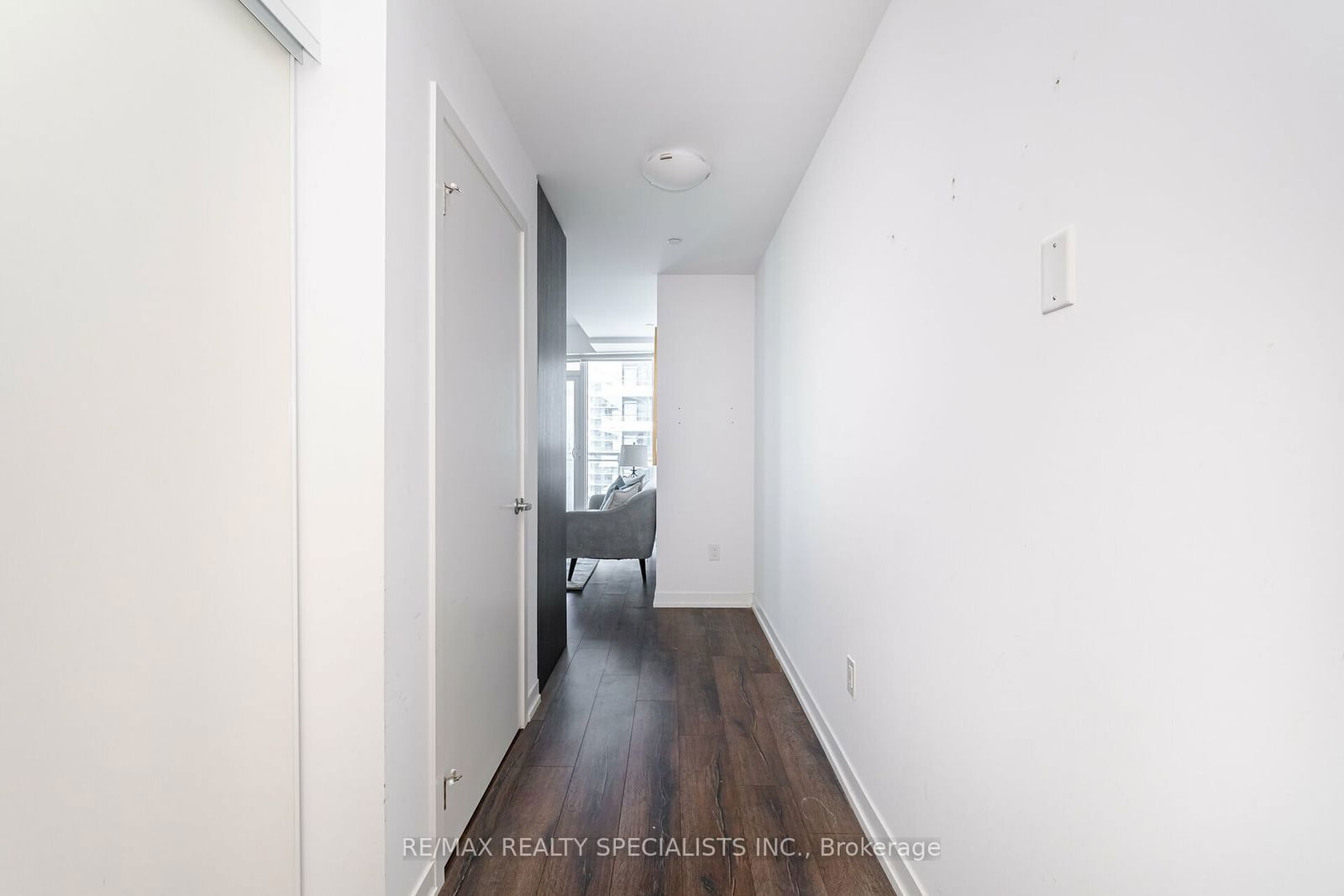 2520 Eglinton Ave, unit 1504 for sale