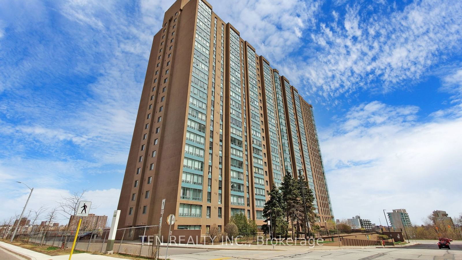 115 Hillcrest Ave, unit 2015 for sale - image #3