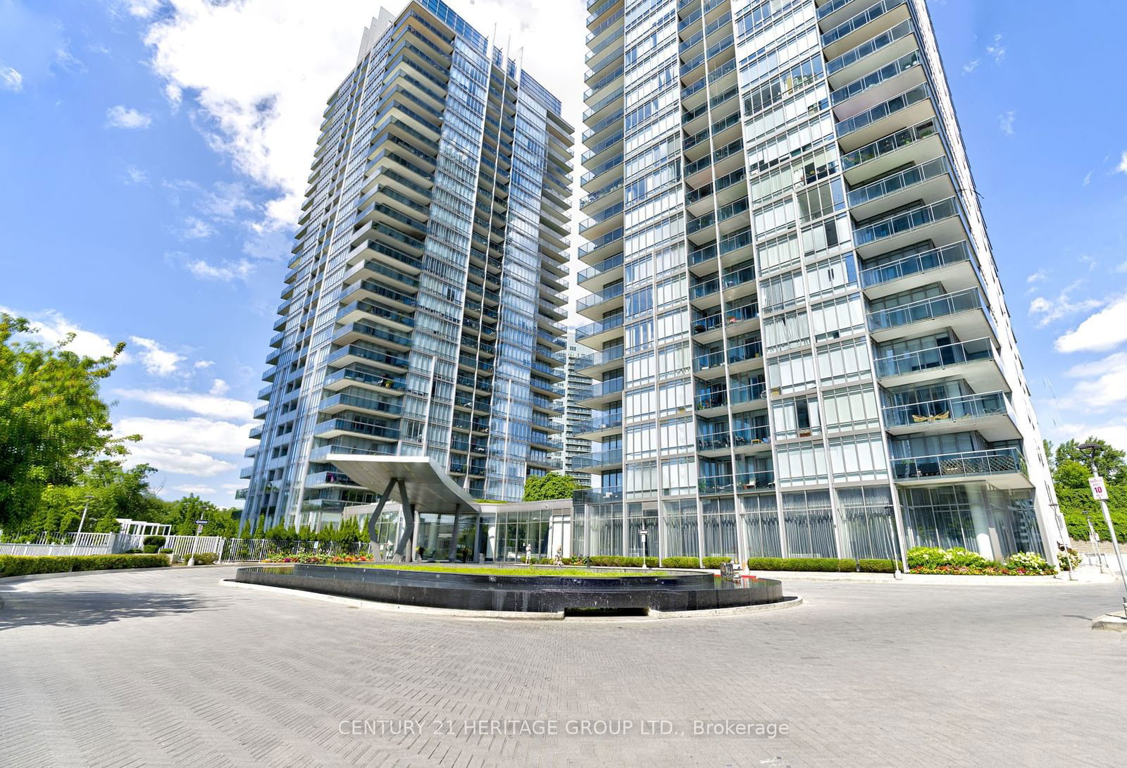 90 Park Lawn Rd, unit 1616 for sale