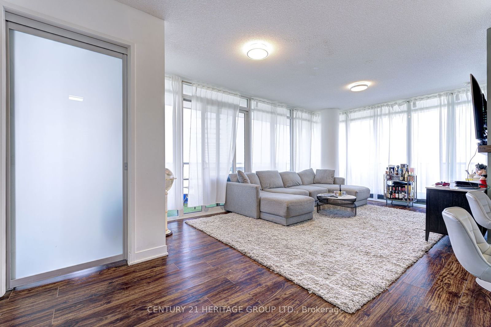 90 Park Lawn Rd, unit 1616 for sale - image #6