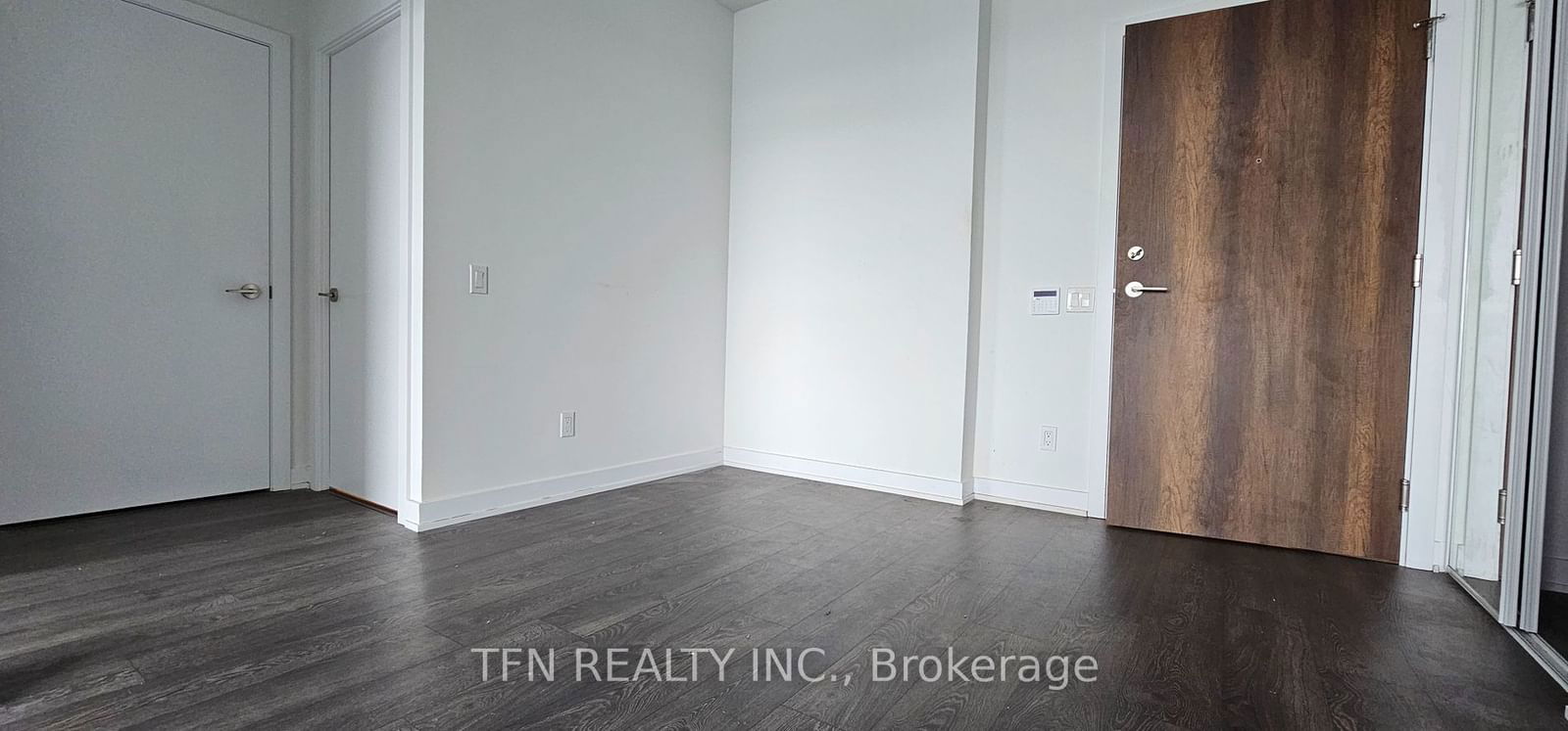 251 Manitoba St, unit 1611 for sale - image #4