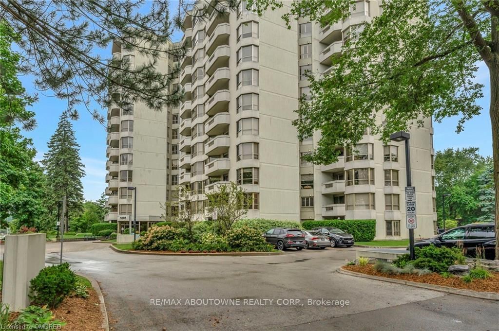 1201 North Shore Blvd E, unit 503 for sale - image #1