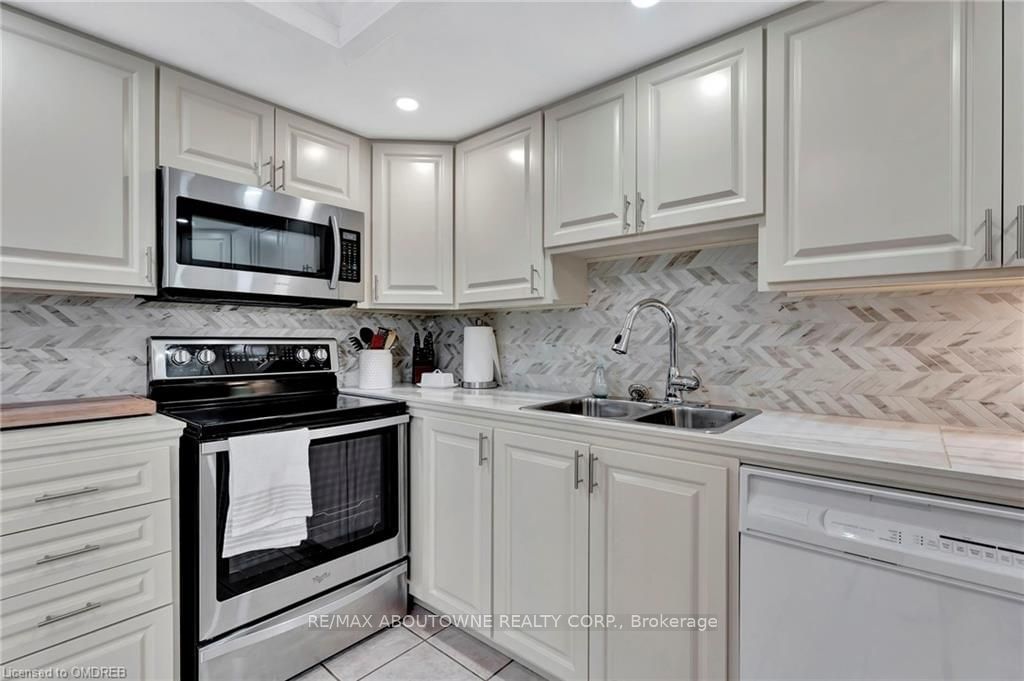 1201 North Shore Blvd E, unit 503 for sale - image #14