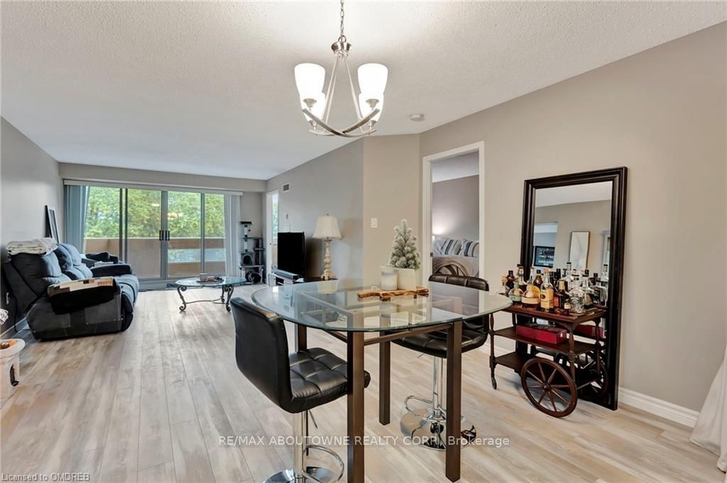 1201 North Shore Blvd E, unit 503 for sale - image #7