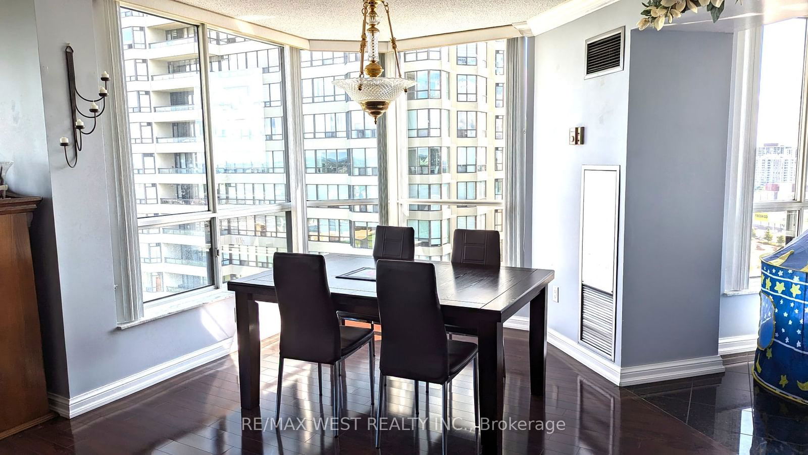 24 Hanover Rd, unit 1509 for rent - image #13