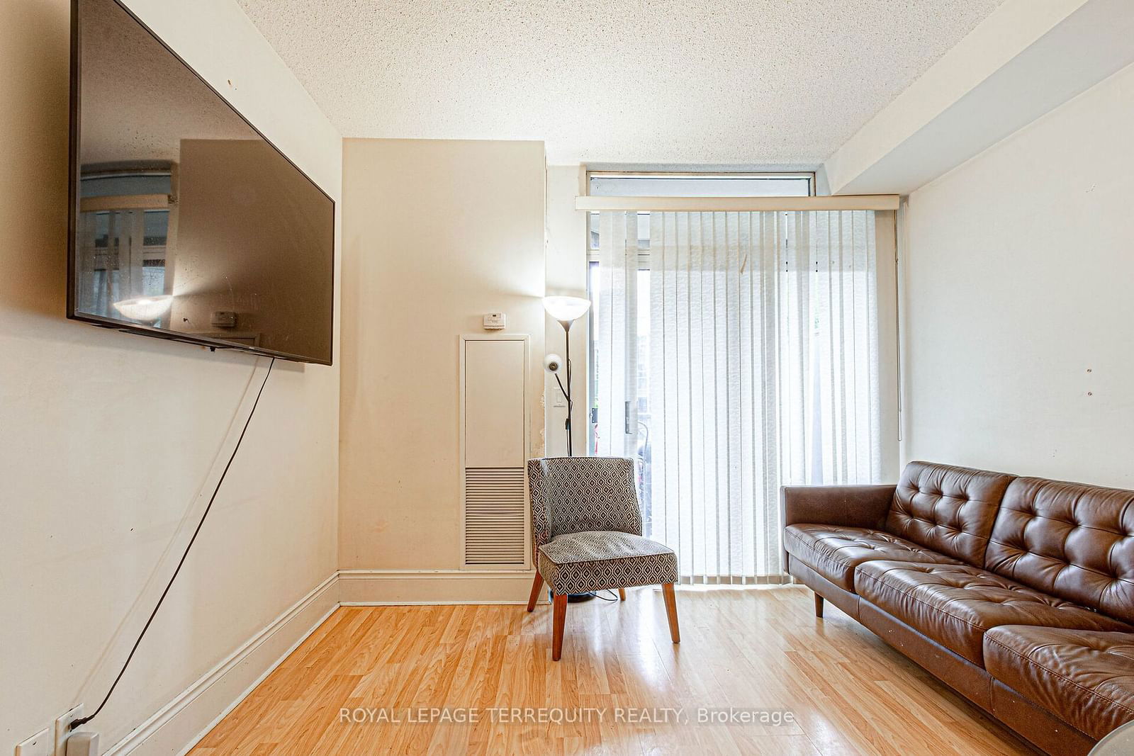 3888 Duke of York Blvd, unit 226 for sale - image #12