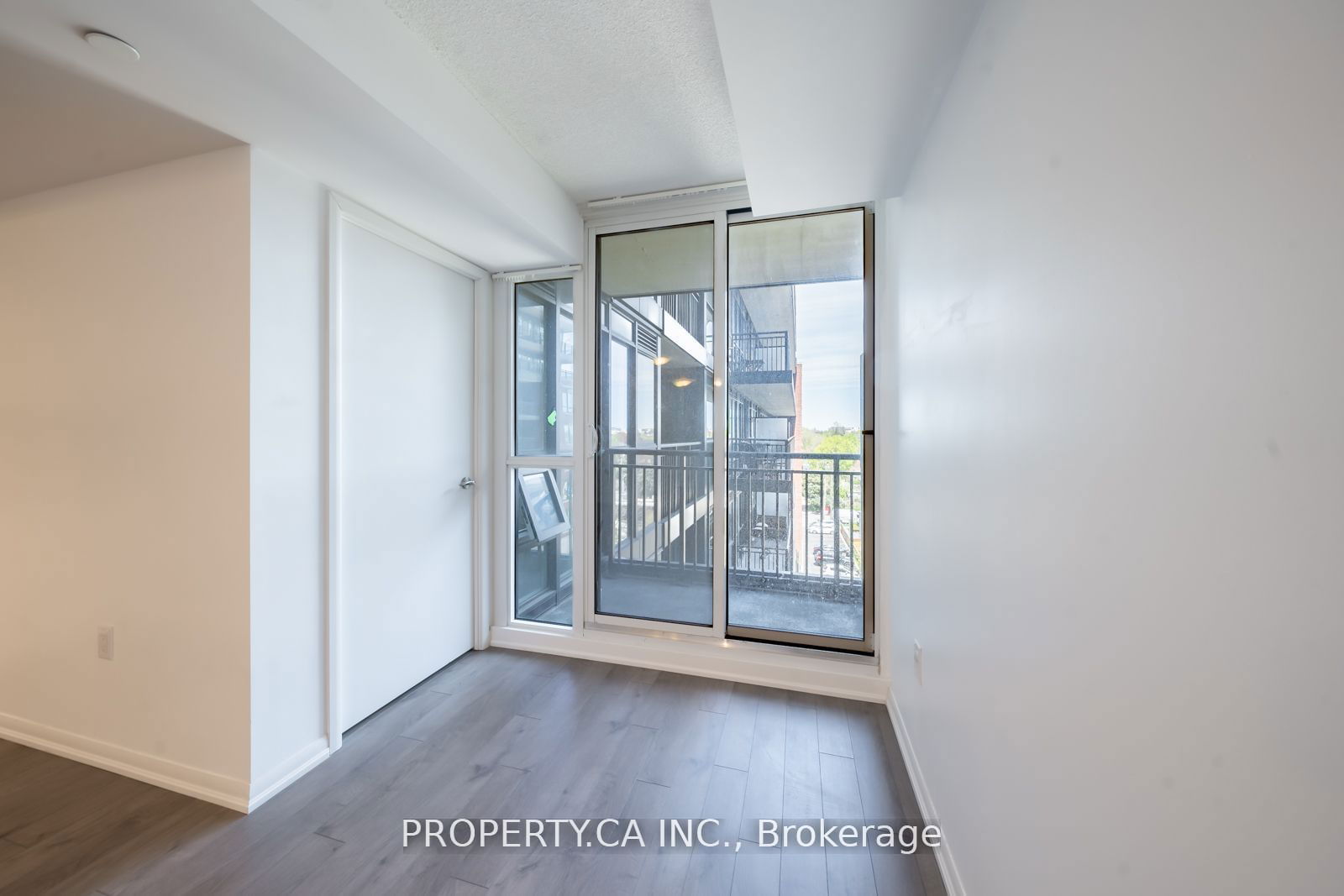 3091 Dufferin Ave, unit 514 for sale - image #11