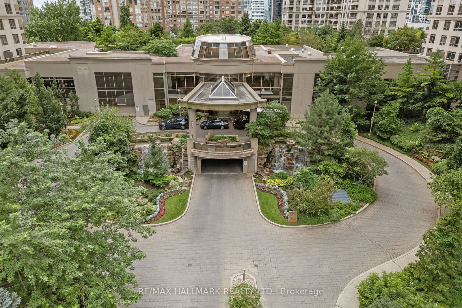 3888 Duke of York Blvd, unit 1222 for sale - image #26