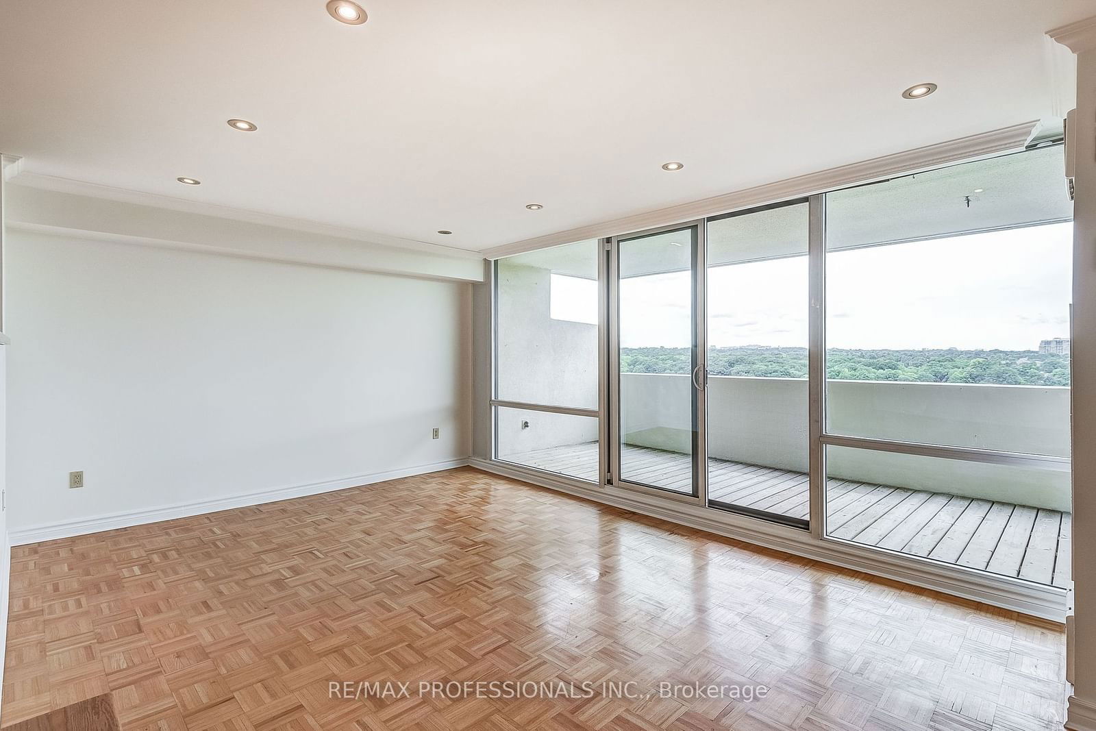 260 Scarlett Rd, unit 2013 for sale - image #12