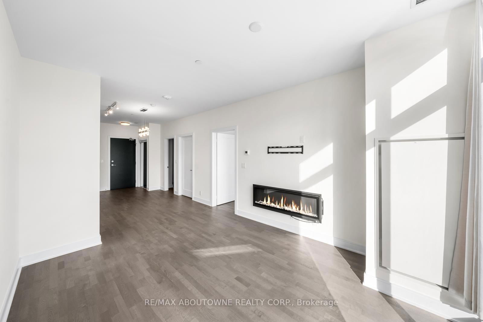 1575 Lakeshore Rd N, unit 404 for sale - image #14