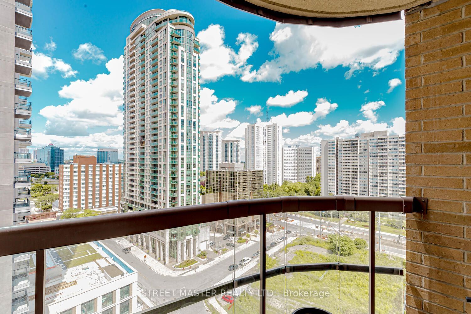 156 Enfield Pl, unit 1802 for sale