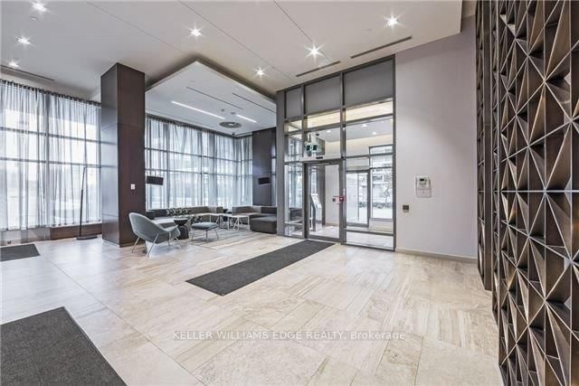 2560 Eglinton Ave W, unit 904 for sale